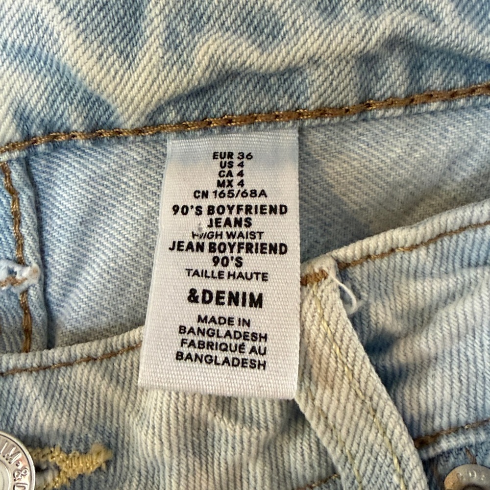 Denim & Denim Light Blue Distressed Jeans size 4T.   WJ - Picture 2 of 6